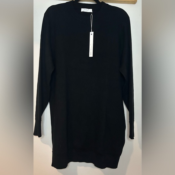 NWT ONE GREY DAY BLACK SWEATER DRESS SIZE LARGE - Picture 2 of 10